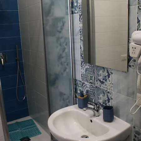 Elena House Апартаменты Неаполь