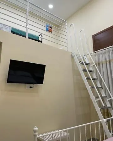 Elena House נאפולי